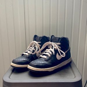 Nike Dunk high top tennis shoes